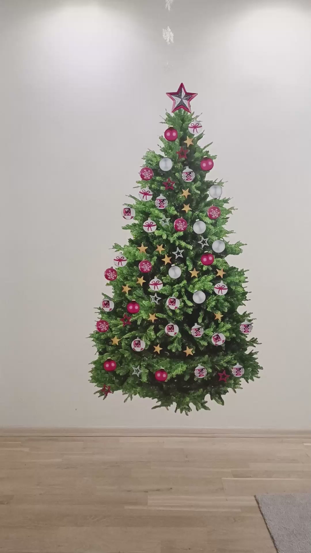 Pidulik männipuidust seinakleebis – jõulupuu kaunistus pühadeks