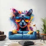 Päikeseprillidega kassi seinakleebis – dünaamiline akvarell-kassipoegade kleebis tänapäevaseks ruumikujunduseks
